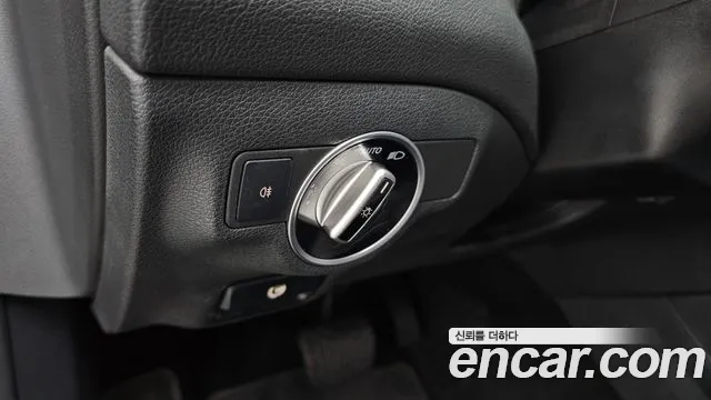 Mercedes-Benz GLA-Class 2015 — фото 17