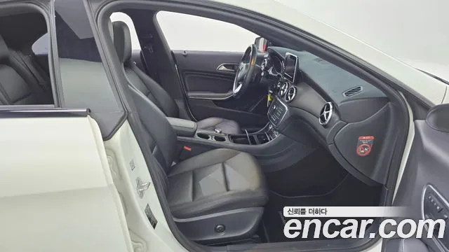 Mercedes-Benz CLA-Class 2015 — фото 11