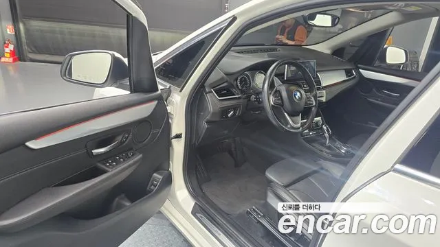 BMW 2-Series 2019 — фото 10