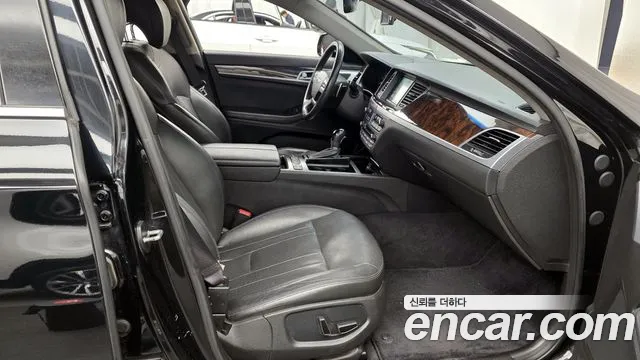 Hyundai Genesis 2016 — фото 11