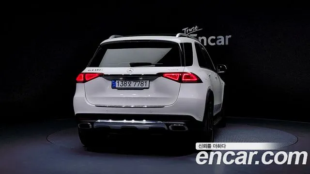 Mercedes-Benz GLE-Class 2021 — фото 4