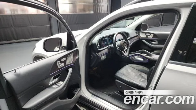 Mercedes-Benz GLE-Class 2021 — фото 10