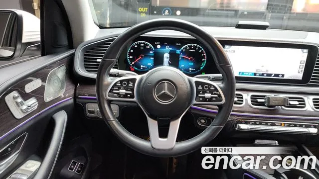 Mercedes-Benz GLE-Class 2021 — фото 13
