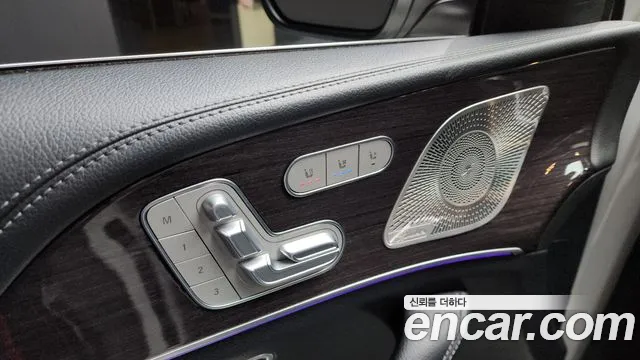 Mercedes-Benz GLE-Class 2021 — фото 18