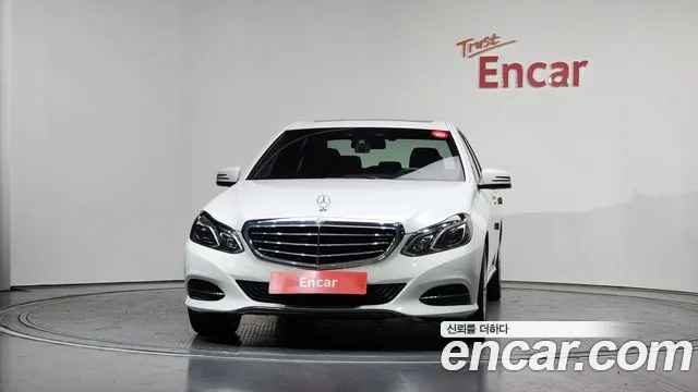 Mercedes-Benz E-Class 2016 — фото 3