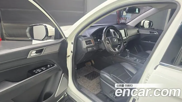 KG_Mobility_Ssangyong Rexton 2018 — фото 10