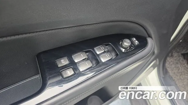 KG_Mobility_Ssangyong Rexton 2018 — фото 14