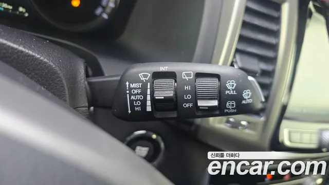 KG_Mobility_Ssangyong Rexton 2018 — фото 17