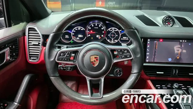 Porsche Cayenne 2020 — фото 13