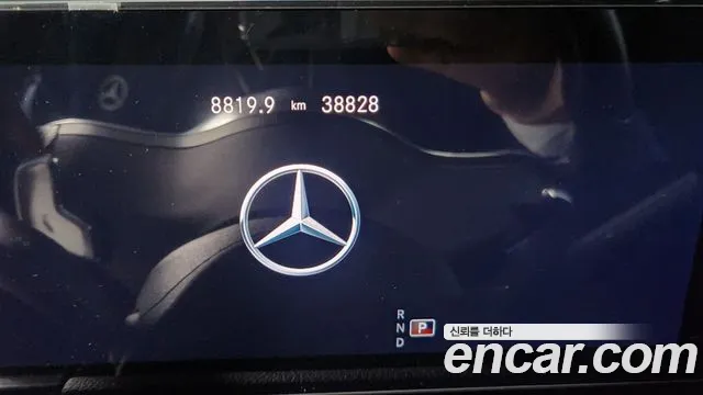 Mercedes-Benz GLA-Class 2023 — фото 8
