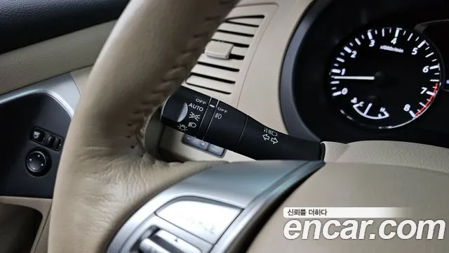Nissan Altima 2017 — фото 17