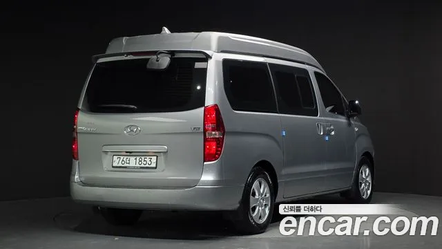 Hyundai Starex 2019 — фото 2