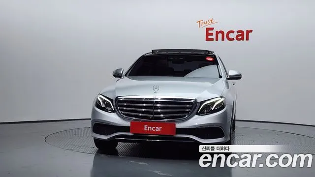 Mercedes-Benz E-Class 2017 — фото 3