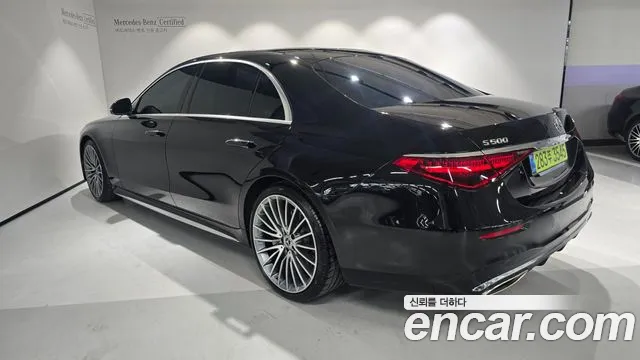 Mercedes-Benz S-Class 2025 — фото 3