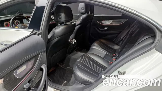 Mercedes-Benz CLS-Class 2020 — фото 12
