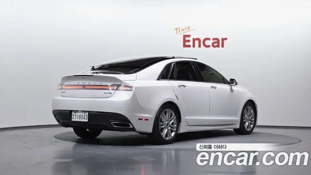 Lincoln MKZ 2015 — фото 2
