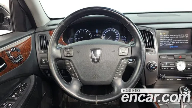 Hyundai Equus 2010 — фото 13