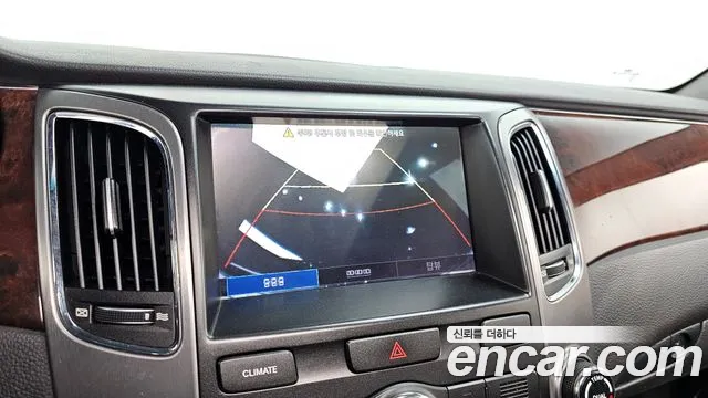 Hyundai Equus 2010 — фото 15