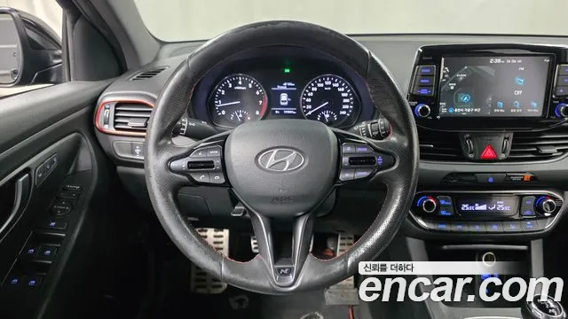Hyundai i30 2019 — фото 13