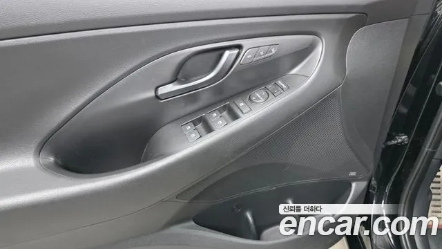 Hyundai i30 2019 — фото 17