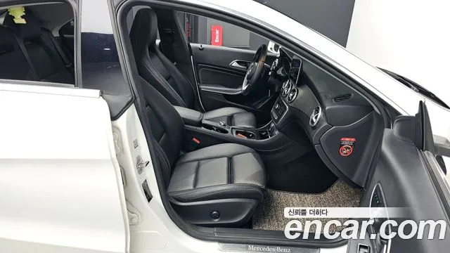 Mercedes-Benz CLA-Class 2018 — фото 11