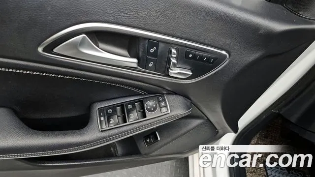 Mercedes-Benz CLA-Class 2018 — фото 17