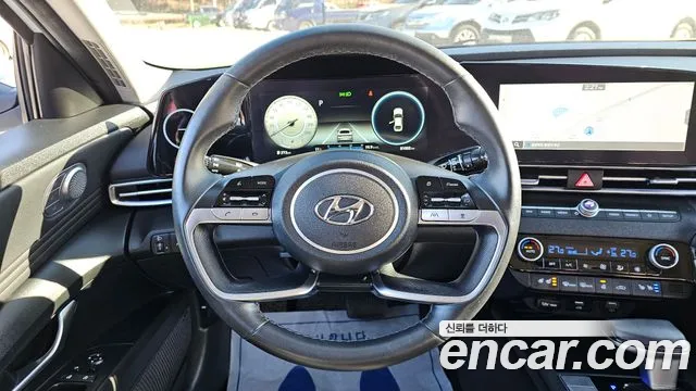 Hyundai AVANTE 2021 — фото 13