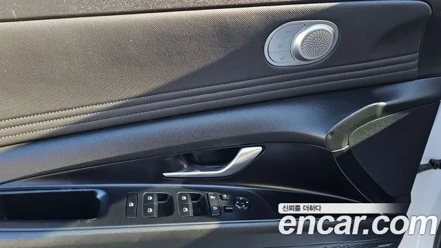 Hyundai AVANTE 2021 — фото 18