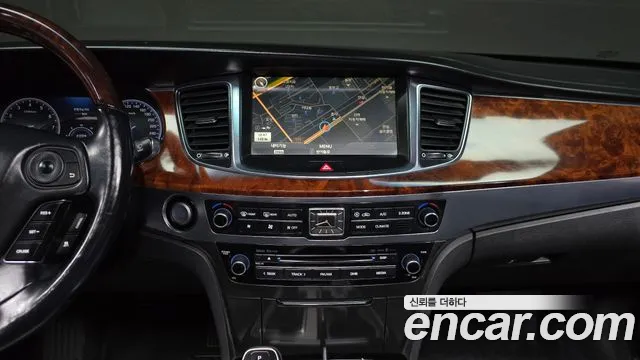 Hyundai Equus 2015 — фото 15