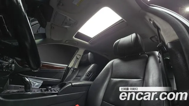 Hyundai Equus 2015 — фото 19