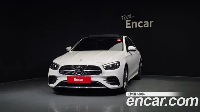 Mercedes-Benz E-Class 2022 — фото 3