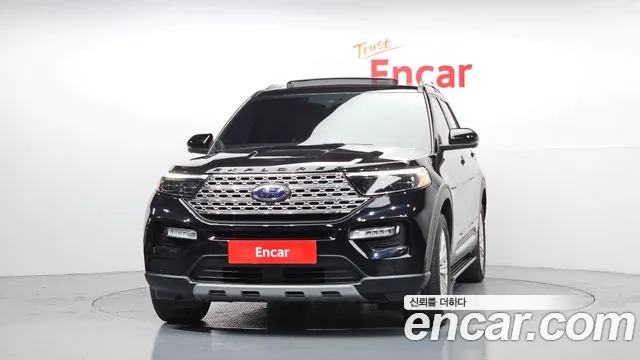 Ford Explorer 2021 — фото 3