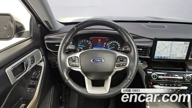 Ford Explorer 2021 — фото 13