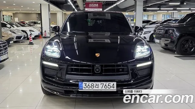 Porsche Macan 2022 — фото 3