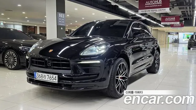 Porsche Macan 2022 — фото 4