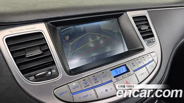 Hyundai Genesis 2014 — фото 16