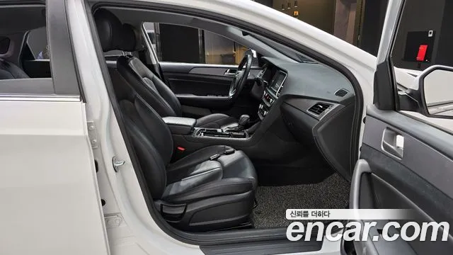 Hyundai Sonata 2019 — фото 10