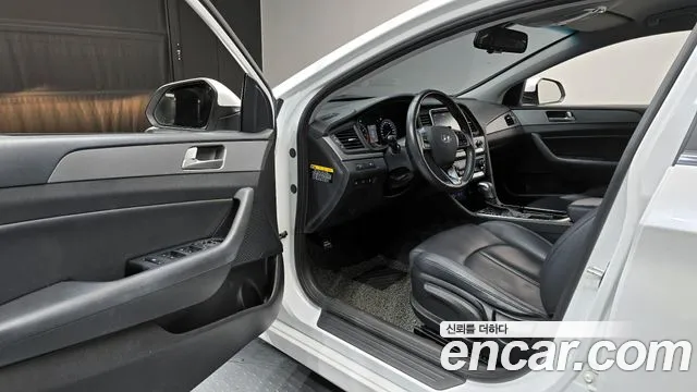 Hyundai Sonata 2019 — фото 11