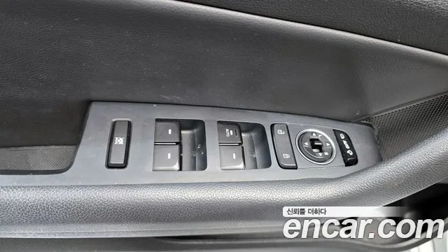 Hyundai Sonata 2019 — фото 18