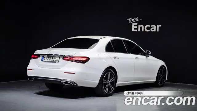 Mercedes-Benz E-Class 2021 — фото 2
