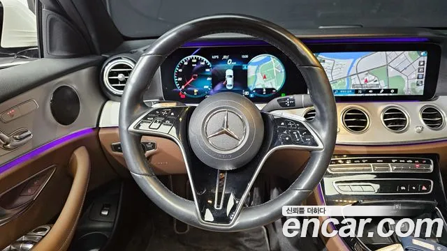 Mercedes-Benz E-Class 2021 — фото 13