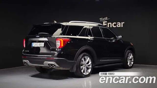 Ford Explorer 2021 — фото 2