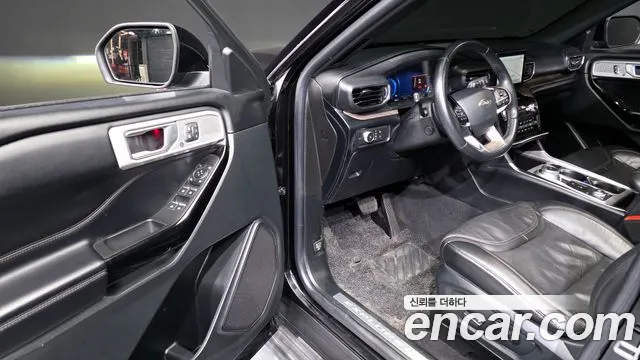Ford Explorer 2021 — фото 10