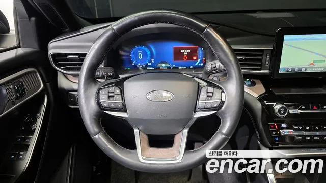 Ford Explorer 2021 — фото 13