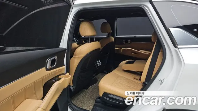 Kia Sorento 2022 — фото 12