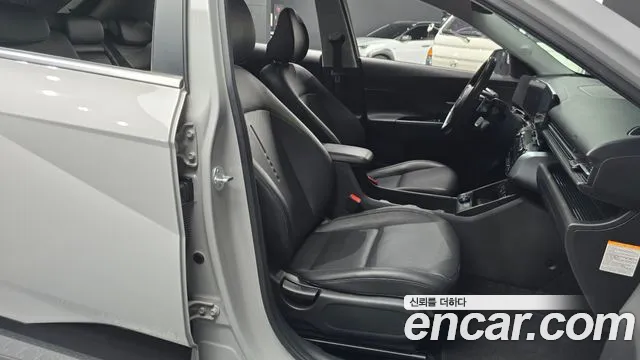 Hyundai Kona 2023 — фото 10