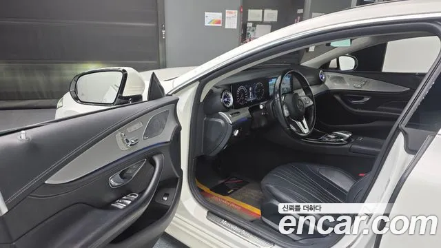 Mercedes-Benz CLS-Class 2019 — фото 10