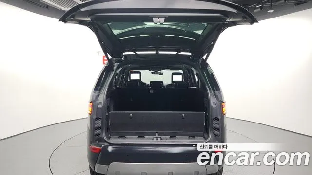 Land Rover Discovery 2019 — фото 20