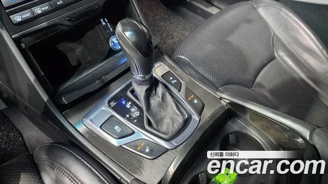 Hyundai Grandeur 2015 — фото 9