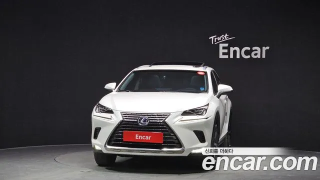Lexus NX 2018 — фото 3